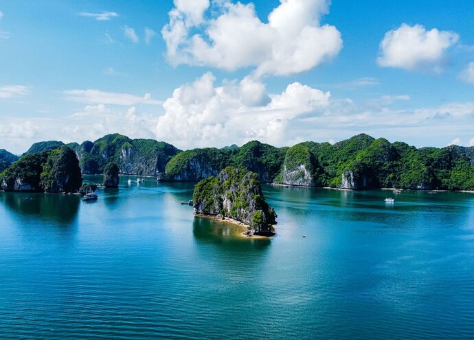 Tour Đảo Ngọc Cát Bà - Vịnh Lan Hạ 2N1Đ
